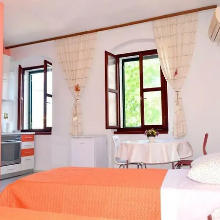 شقة Apartman Knez *
