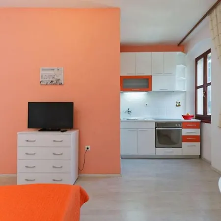 Apartman Knez شقة